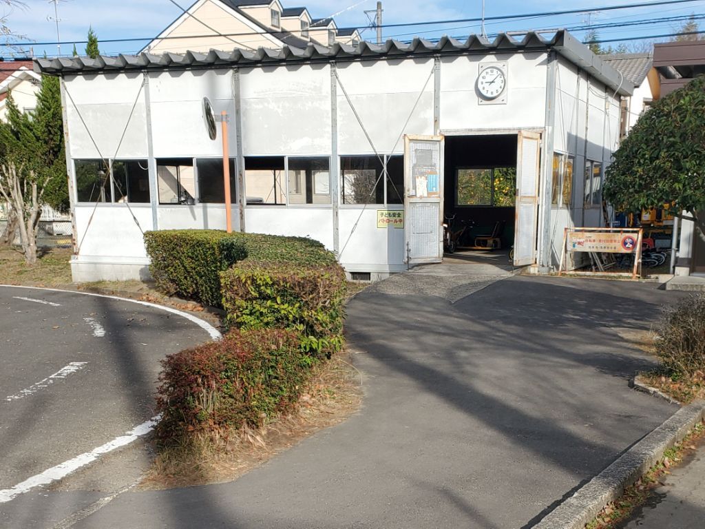 貸出場所(自転車・ゴーカート倉庫)